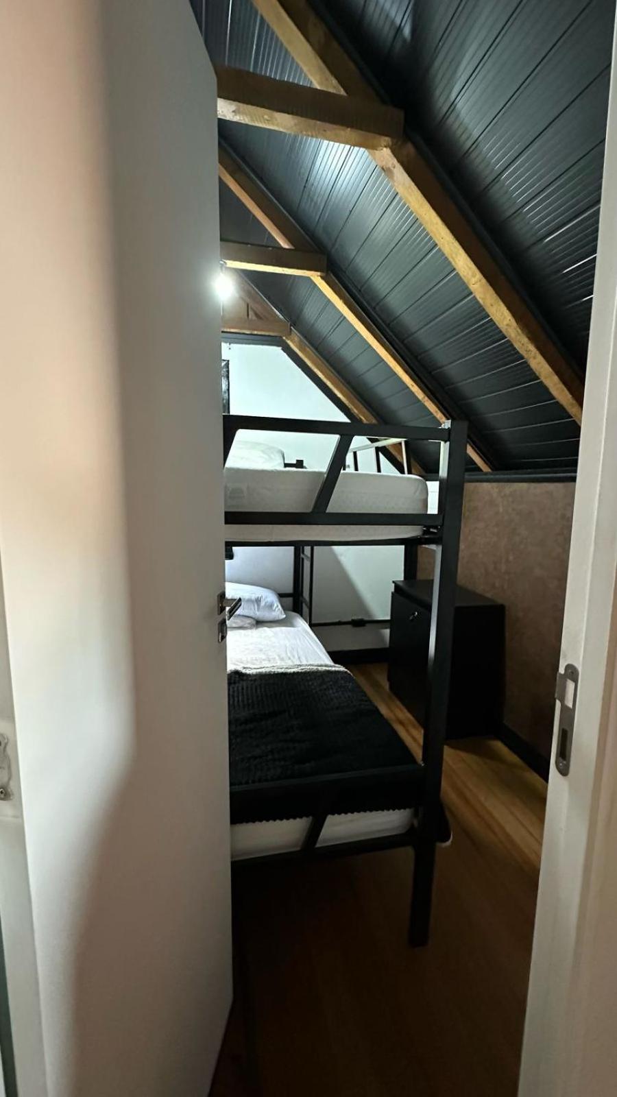 Hostel Hug Brasil 쿠리치바 외부 사진