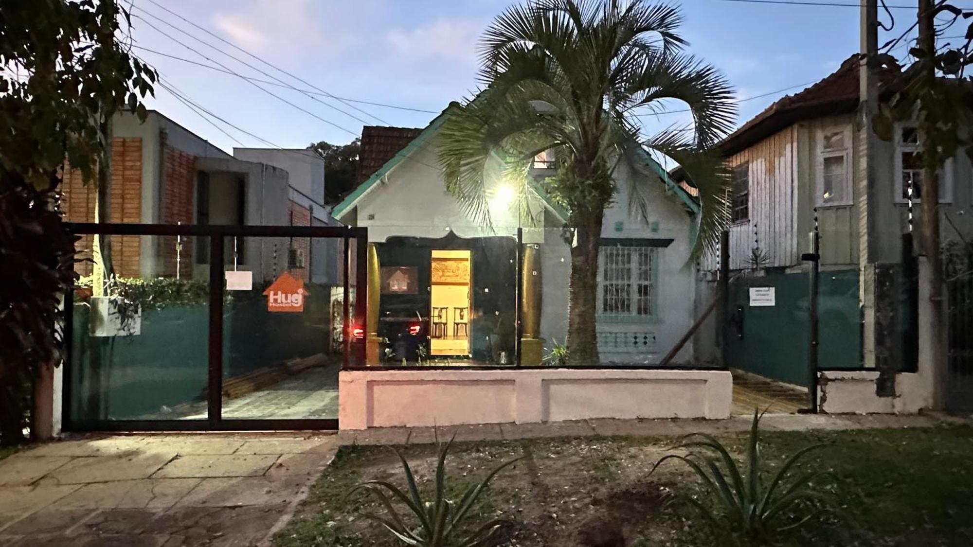 Hostel Hug Brasil 쿠리치바 외부 사진